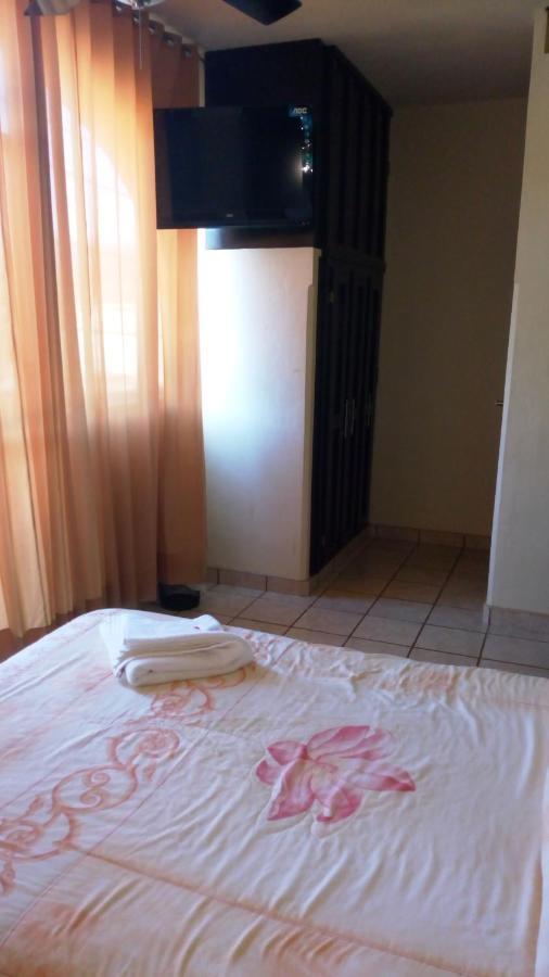 Hotel Real Plaza Ocosingo エクステリア 写真