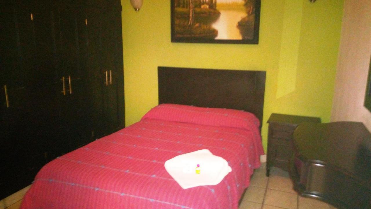 Hotel Real Plaza Ocosingo エクステリア 写真