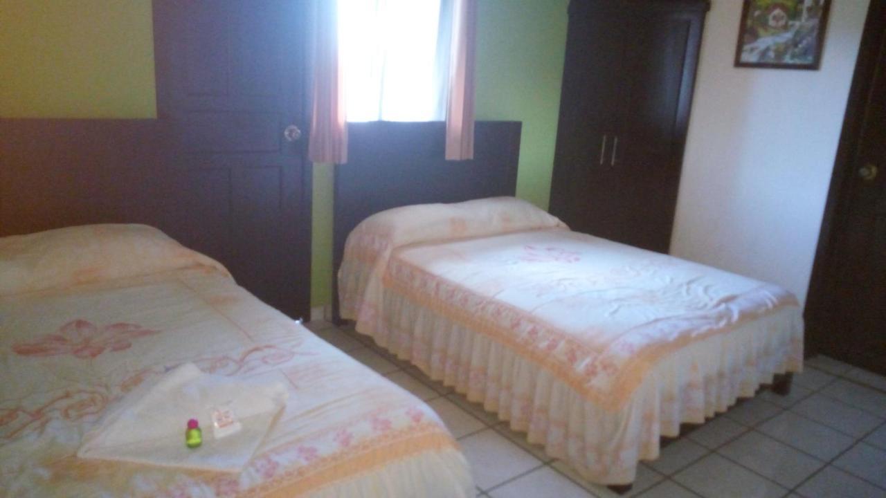 Hotel Real Plaza Ocosingo エクステリア 写真