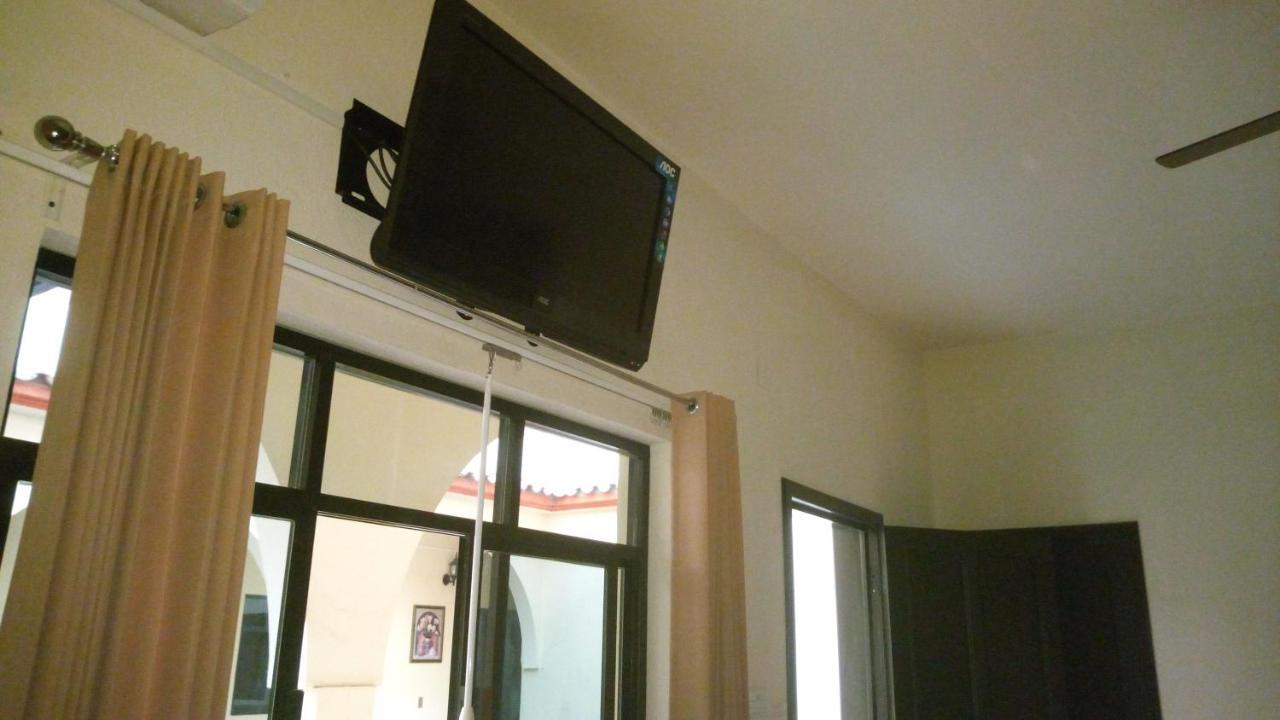 Hotel Real Plaza Ocosingo エクステリア 写真
