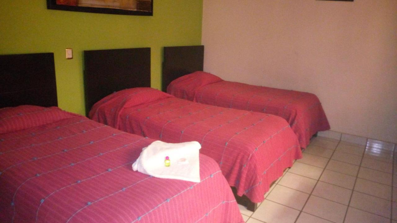 Hotel Real Plaza Ocosingo エクステリア 写真