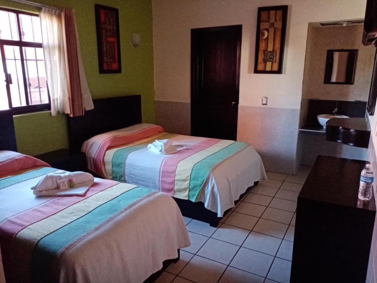Hotel Real Plaza Ocosingo エクステリア 写真